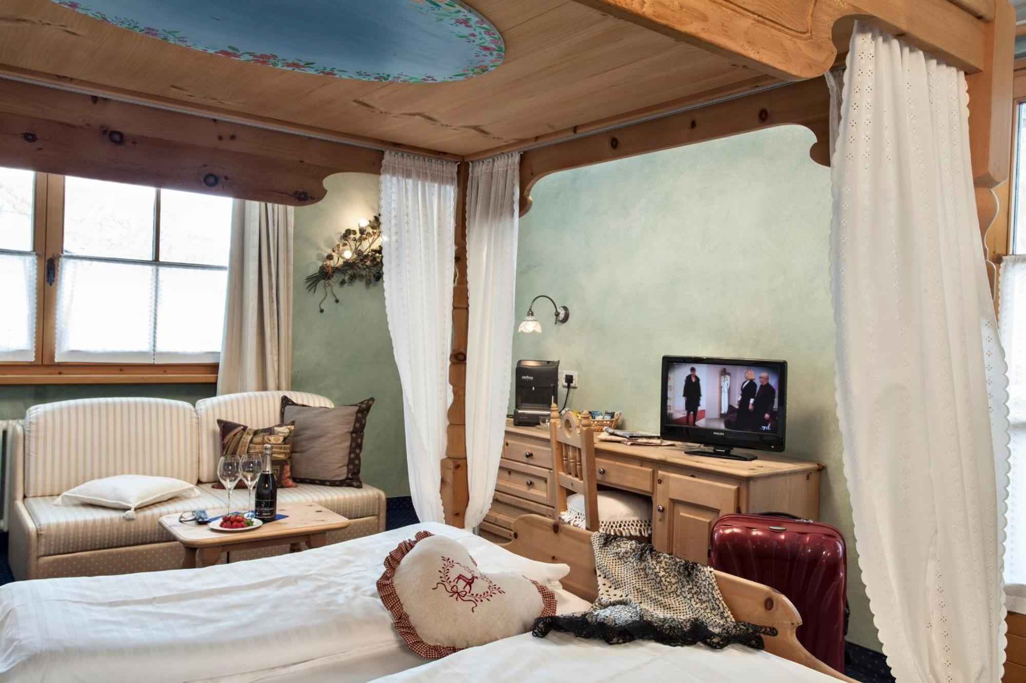 Chalet Mattias Ливиньо Екстериор снимка